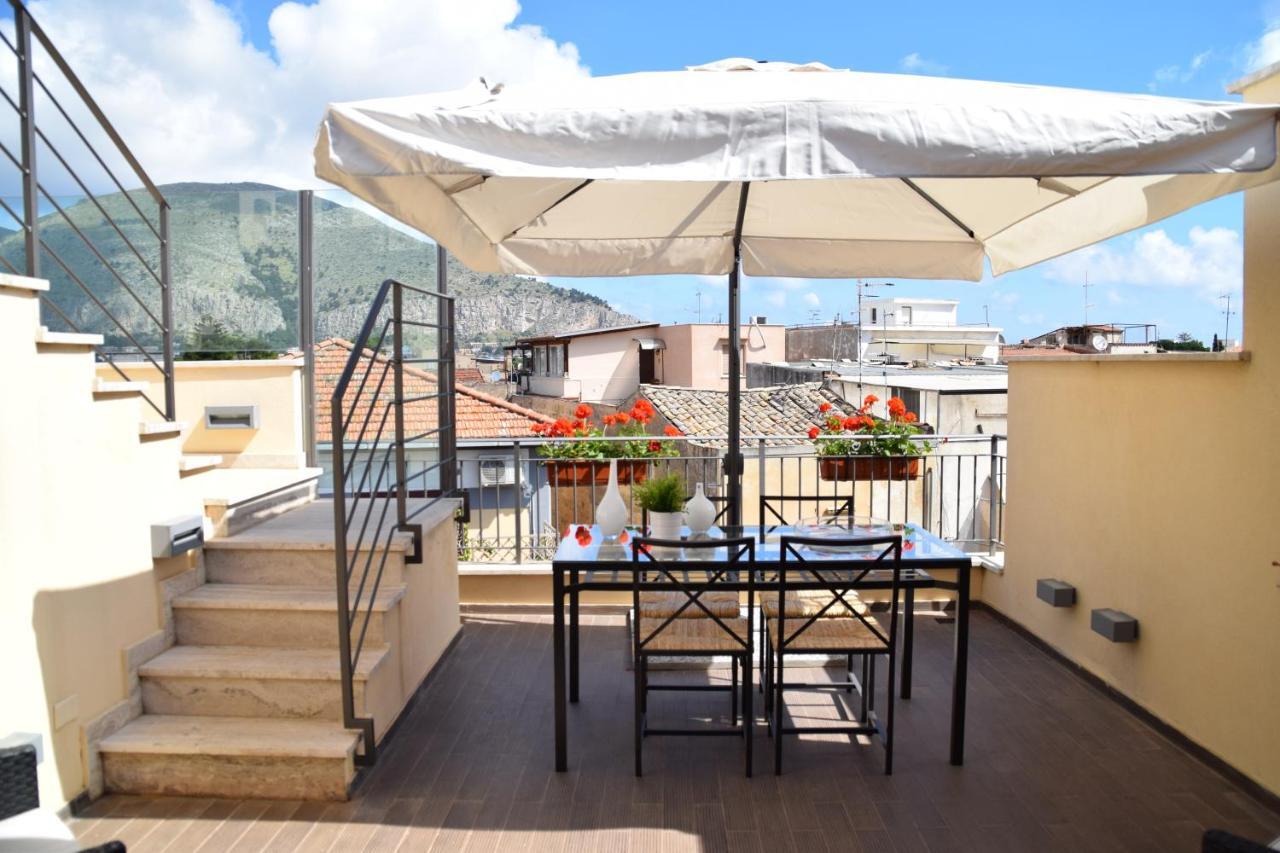Palermo Holidays Mondello Zimmer foto
